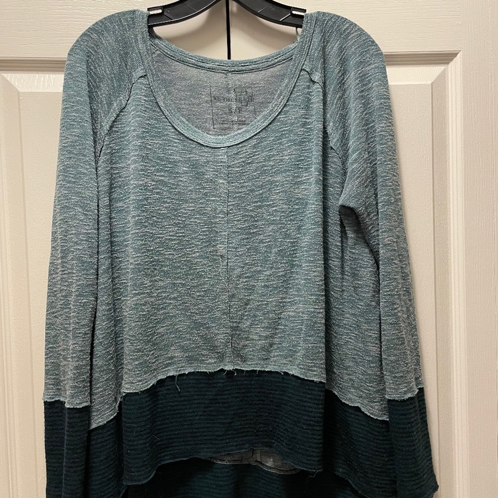 Free People Green Long Sleeve/Sweater